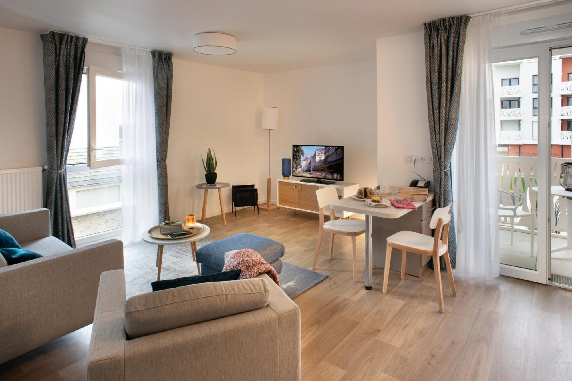 Domitys L'Oustaou Aparthotel Saint-Martin-de-Crau Buitenkant foto